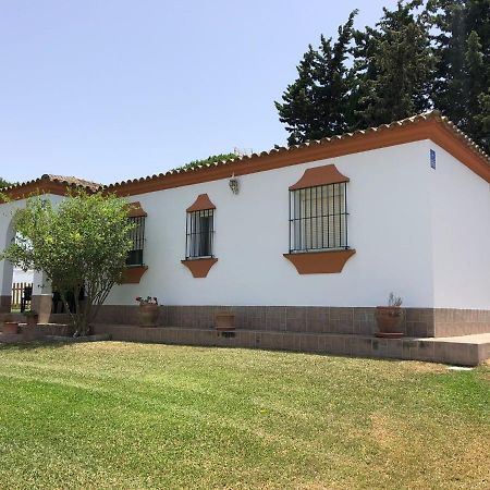 צ'יקלנה דה לה פרונטרה Chalet Con Piscina, Amplio Jardin Y Aire Acondicionado מראה חיצוני תמונה