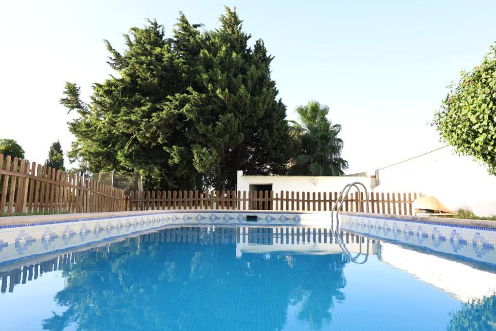 צ'יקלנה דה לה פרונטרה Chalet Con Piscina, Amplio Jardin Y Aire Acondicionado מראה חיצוני תמונה